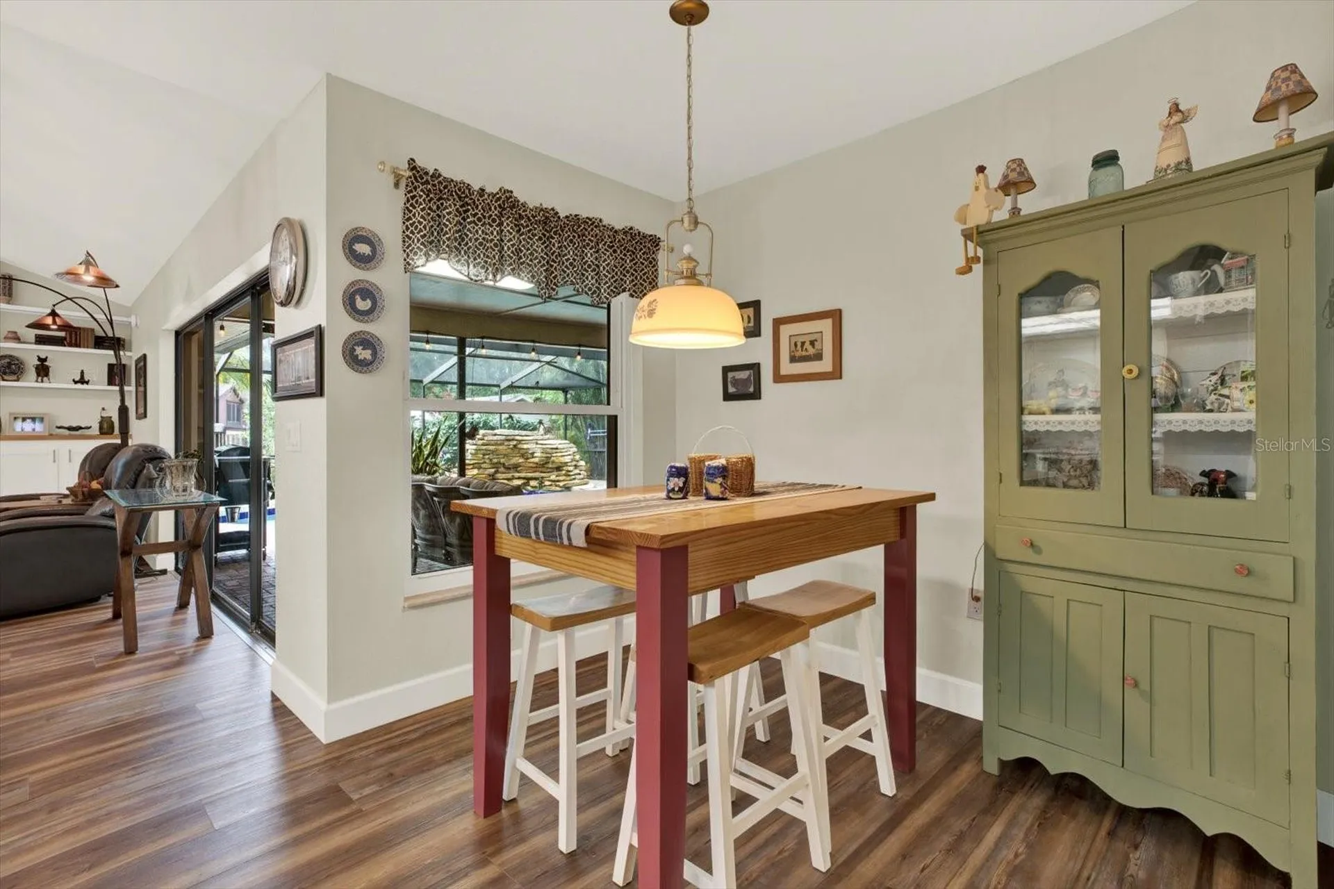 2806 Fairway View Drive Valrico FL 33596