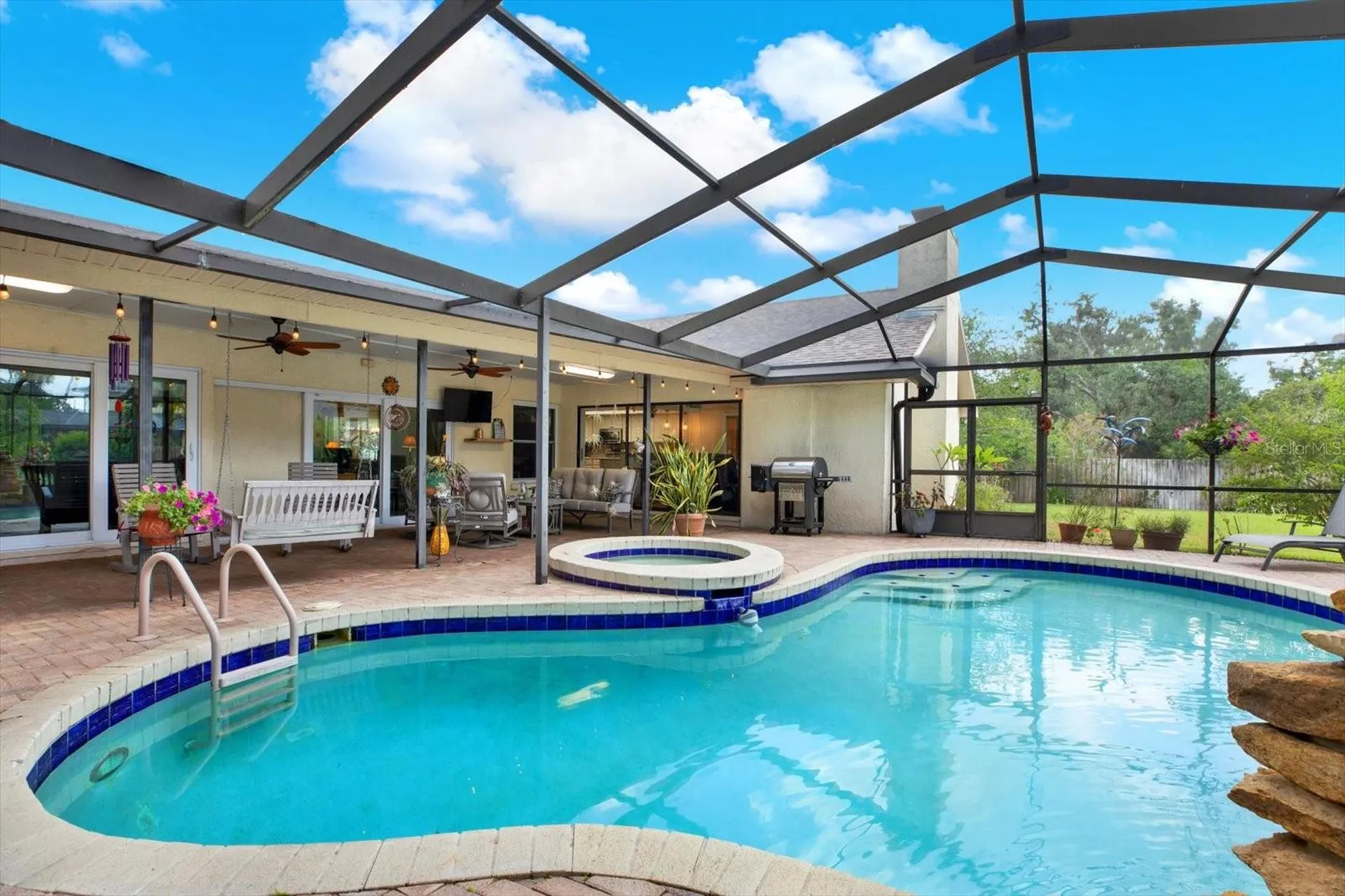 2806 Fairway View Drive Valrico FL 33596