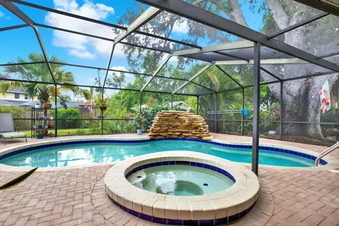 2806 Fairway View Drive Valrico FL 33596