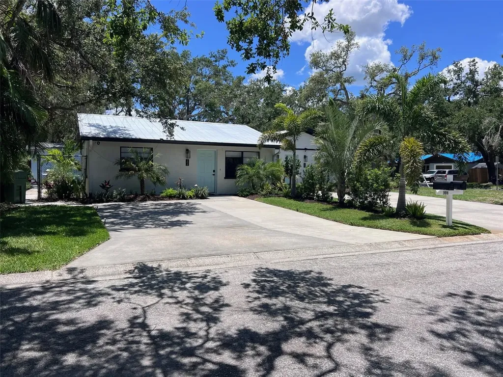 1840 3rd Avenue E Bradenton FL 34208