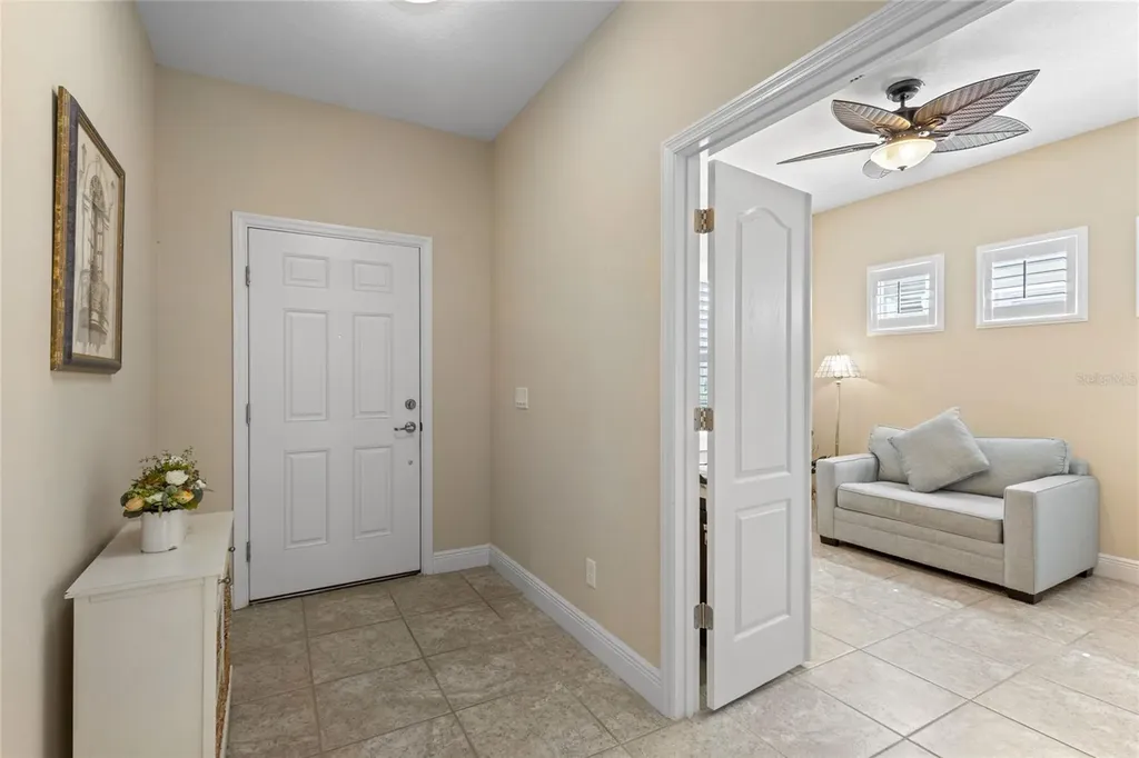 2070 Crystal Lake Trail Bradenton FL 34211