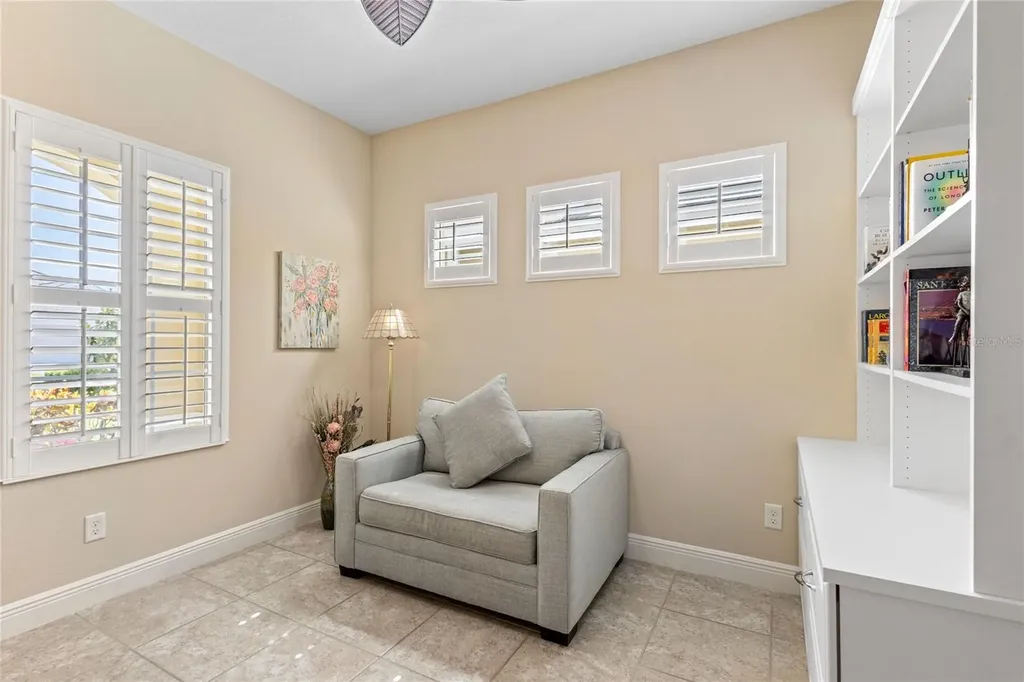 2070 Crystal Lake Trail Bradenton FL 34211