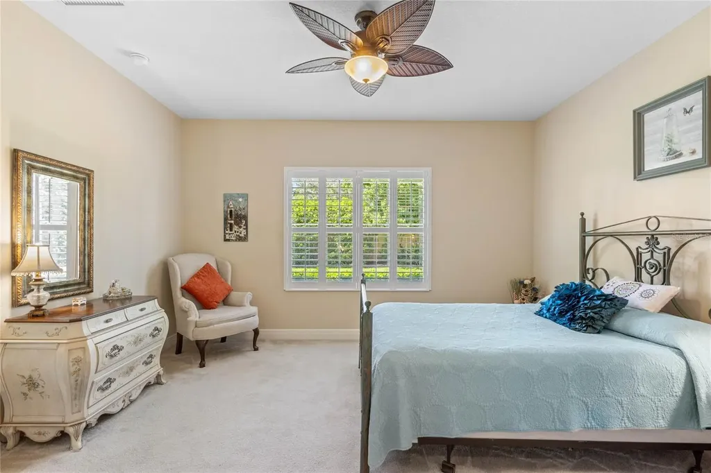 2070 Crystal Lake Trail Bradenton FL 34211