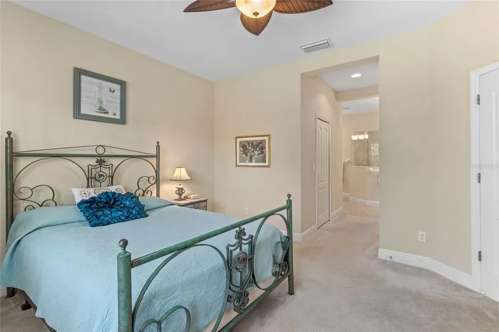 2070 Crystal Lake Trail Bradenton FL 34211
