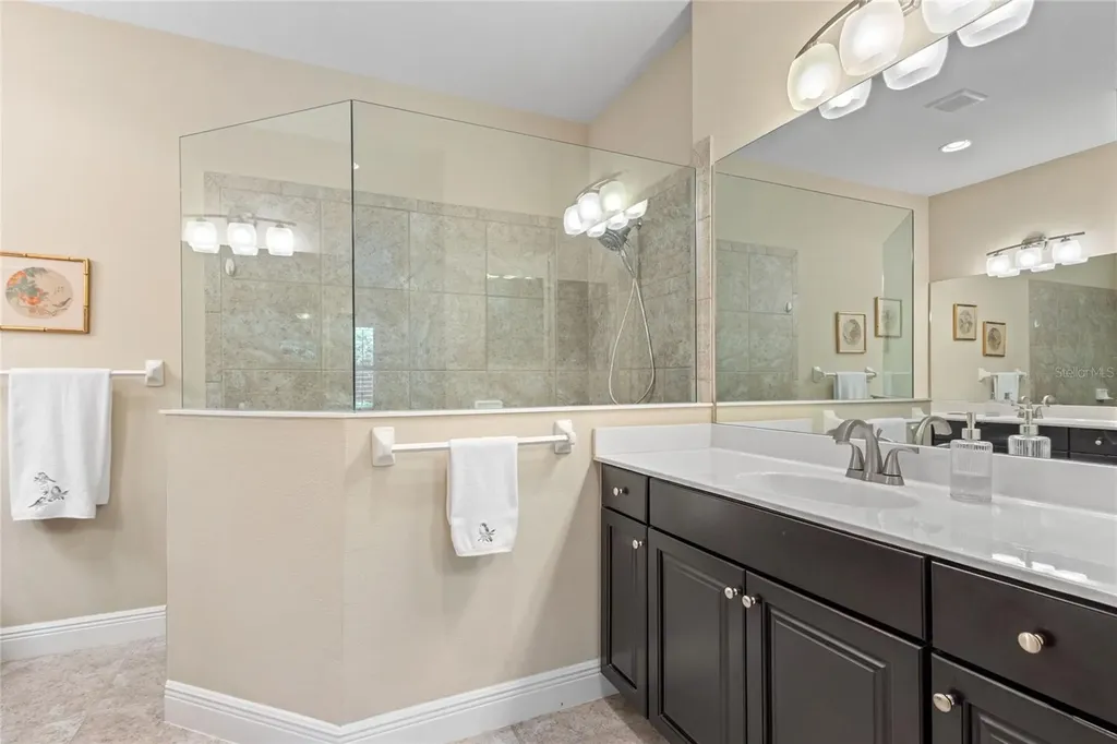 2070 Crystal Lake Trail Bradenton FL 34211