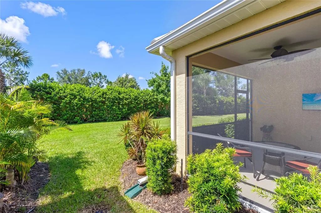 2070 Crystal Lake Trail Bradenton FL 34211