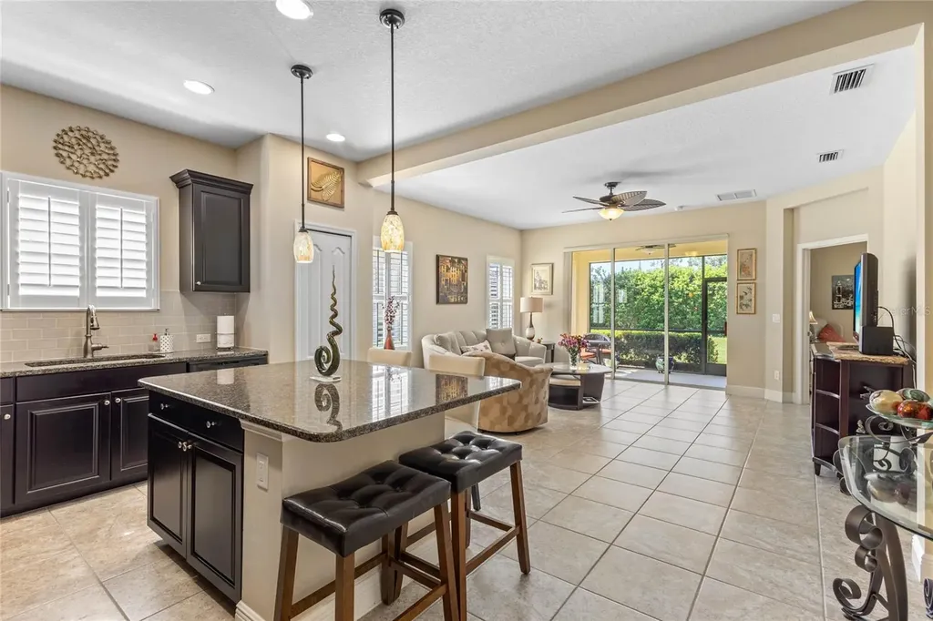 2070 Crystal Lake Trail Bradenton FL 34211