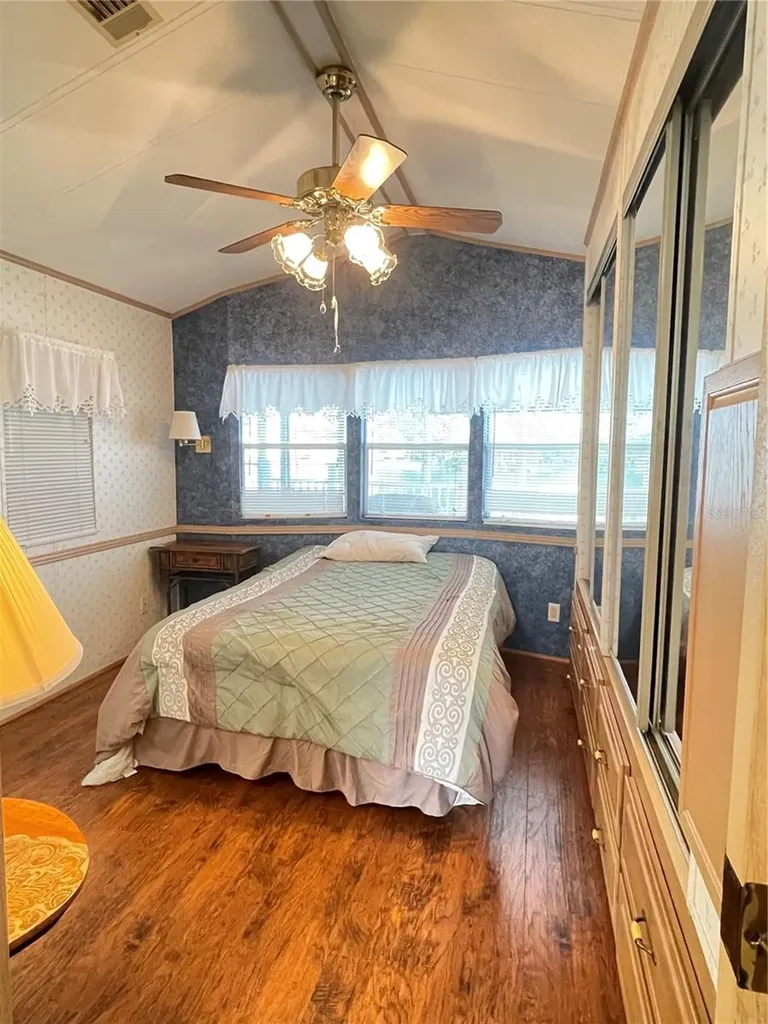 107 Kove Boulevard Osteen FL 32764