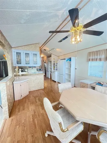 107 Kove Boulevard Osteen FL 32764