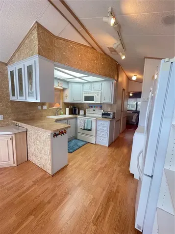 107 Kove Boulevard Osteen FL 32764