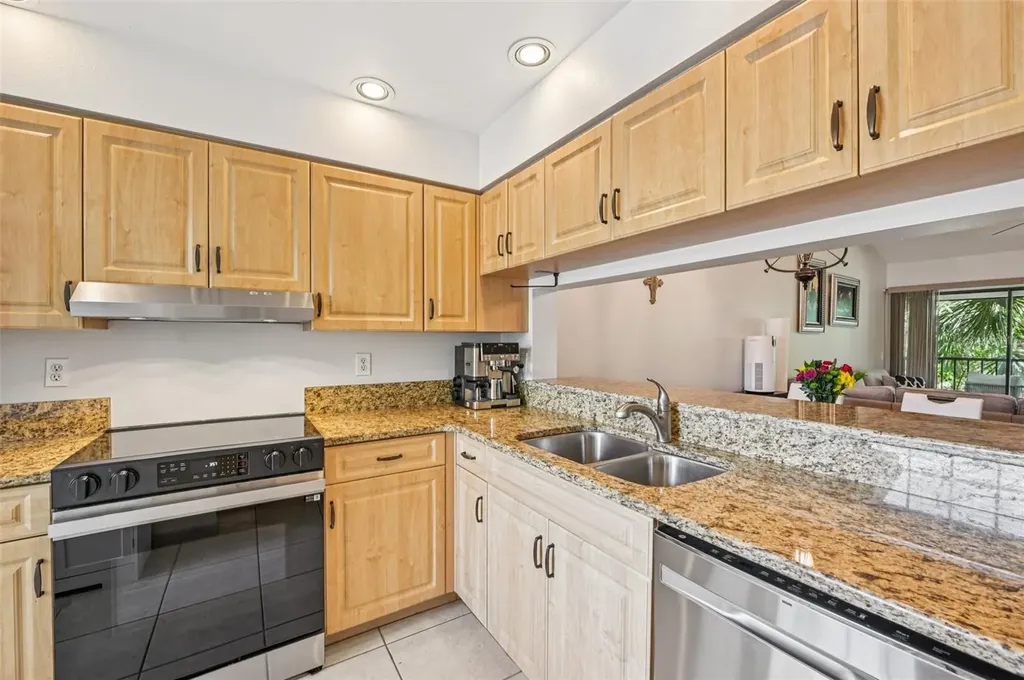 4735 Winslow Beacon Sarasota FL 34235