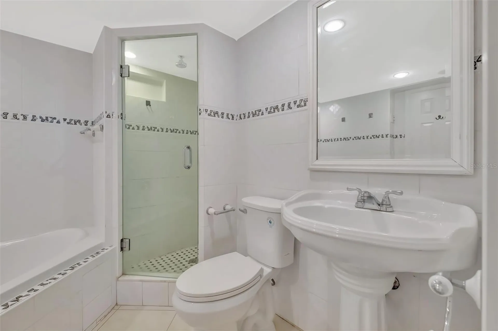 345 Ocean Drive Miami Beach FL 33139