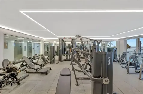 345 Ocean Drive Miami Beach FL 33139