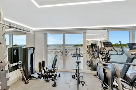 345 Ocean Drive Miami Beach FL 33139