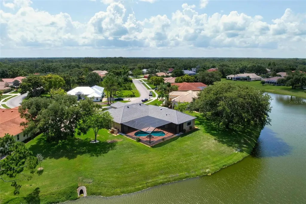 8312 Misty Lake Circle Sarasota FL 34241