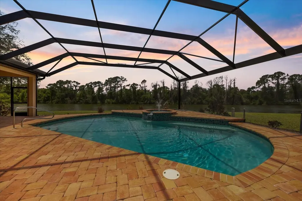 8312 Misty Lake Circle Sarasota FL 34241