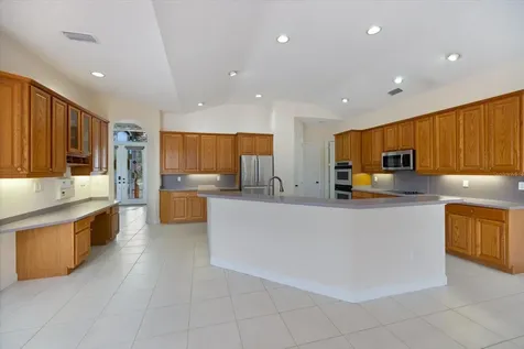 8312 Misty Lake Circle Sarasota FL 34241