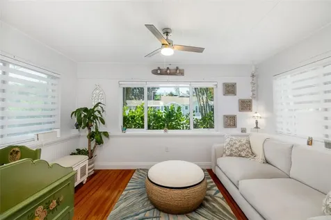 1871 Prospect Street Sarasota FL 34239
