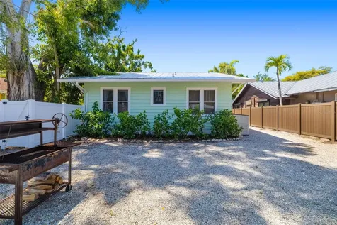 1871 Prospect Street Sarasota FL 34239