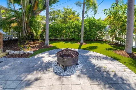 1871 Prospect Street Sarasota FL 34239