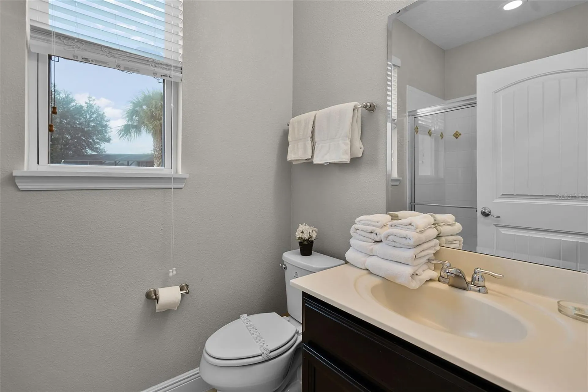4111 Oaktree Drive Davenport FL 33837
