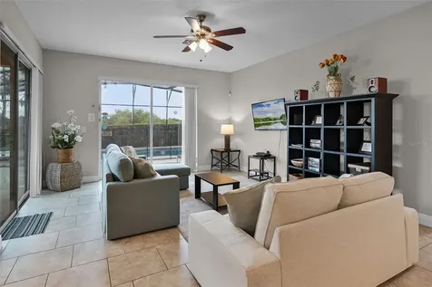 4111 Oaktree Drive Davenport FL 33837