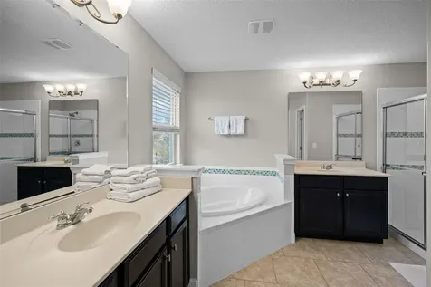 4111 Oaktree Drive Davenport FL 33837