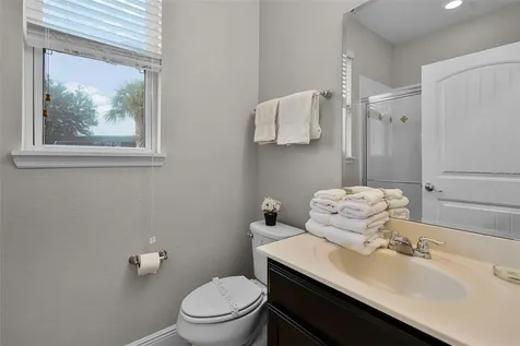 4111 Oaktree Drive Davenport FL 33837