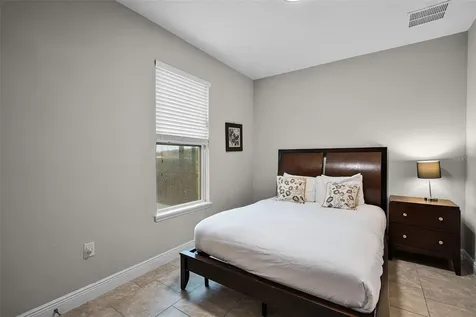 4111 Oaktree Drive Davenport FL 33837