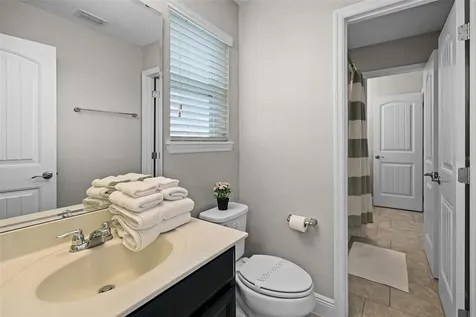 4111 Oaktree Drive Davenport FL 33837