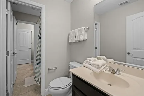 4111 Oaktree Drive Davenport FL 33837
