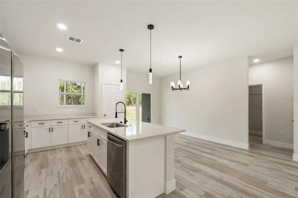 10075 N Conrad Point Citrus Springs FL 34434