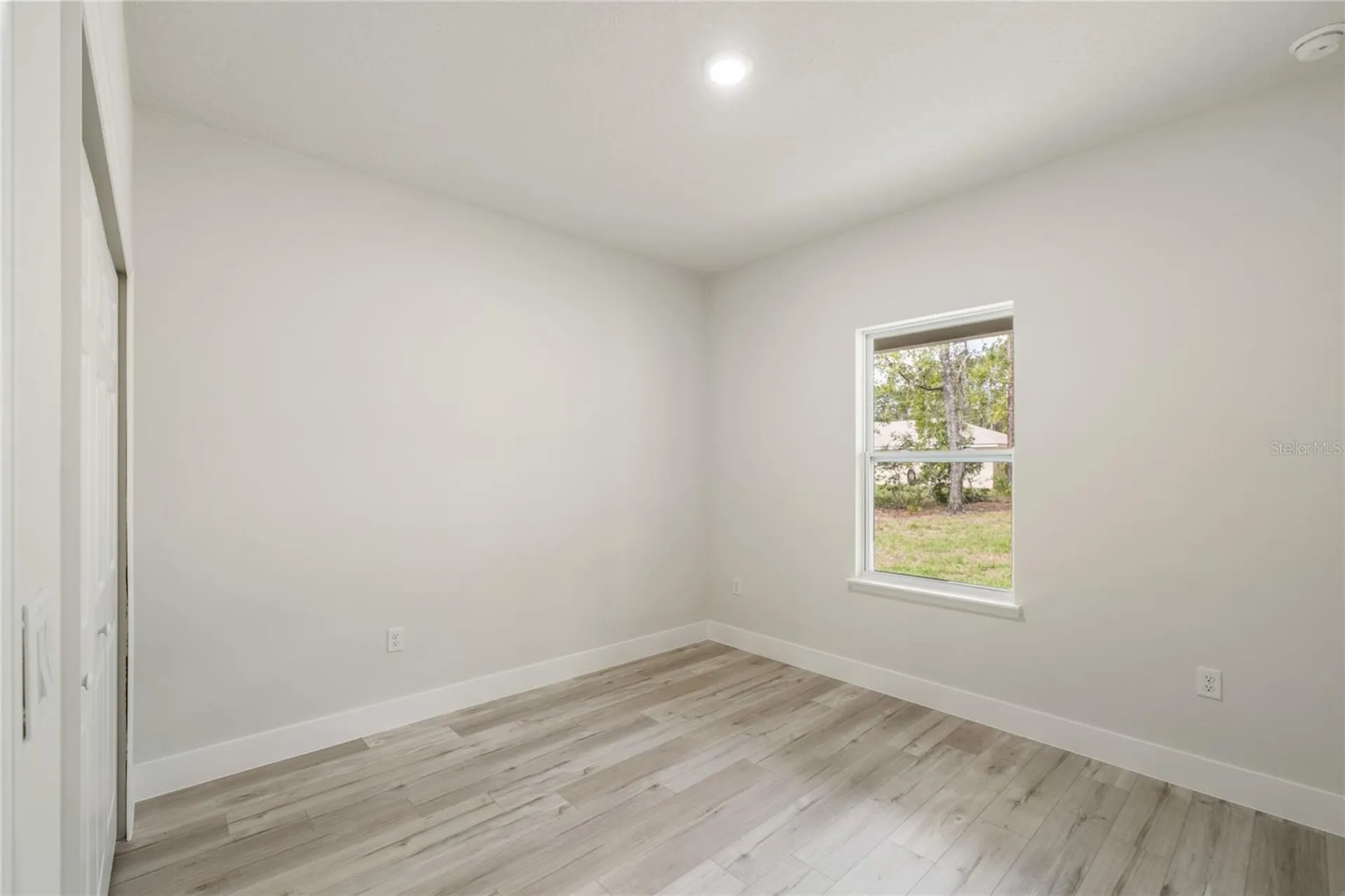 10075 N Conrad Point Citrus Springs FL 34434