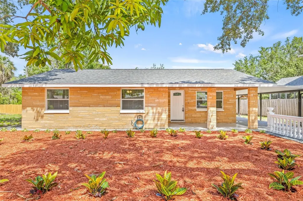 6807 River Road Tampa FL 33615