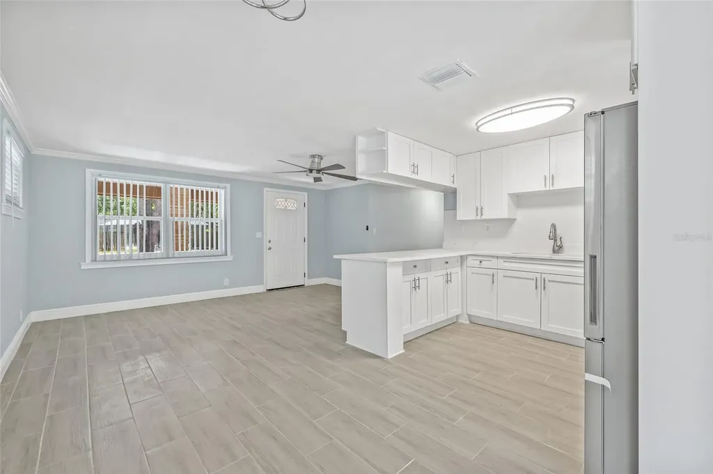 6807 River Road Tampa FL 33615