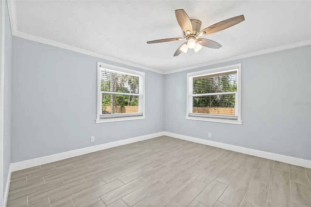 6807 River Road Tampa FL 33615