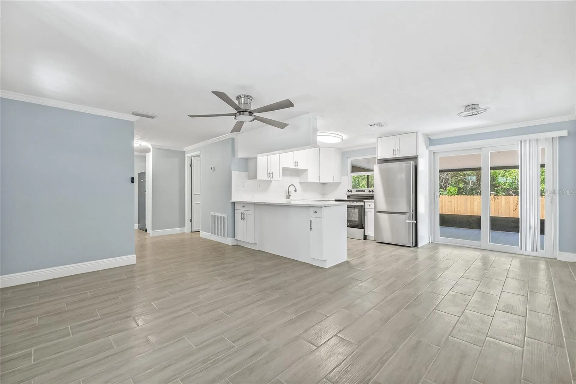 6807 River Road Tampa FL 33615