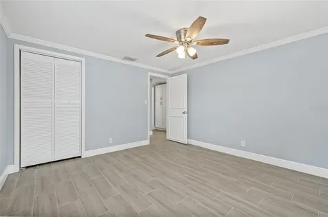6807 River Road Tampa FL 33615