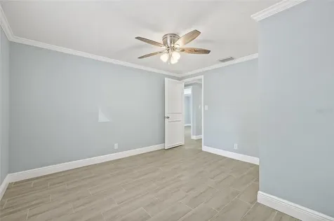 6807 River Road Tampa FL 33615