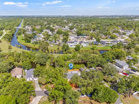 6807 River Road Tampa FL 33615