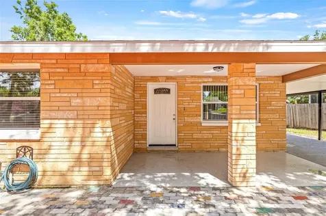 6807 River Road Tampa FL 33615