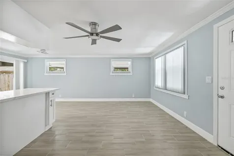 6807 River Road Tampa FL 33615