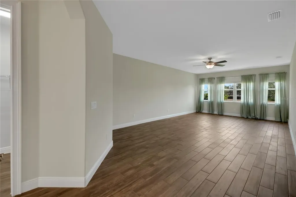 6008 Apex Way Lady Lake FL 32159