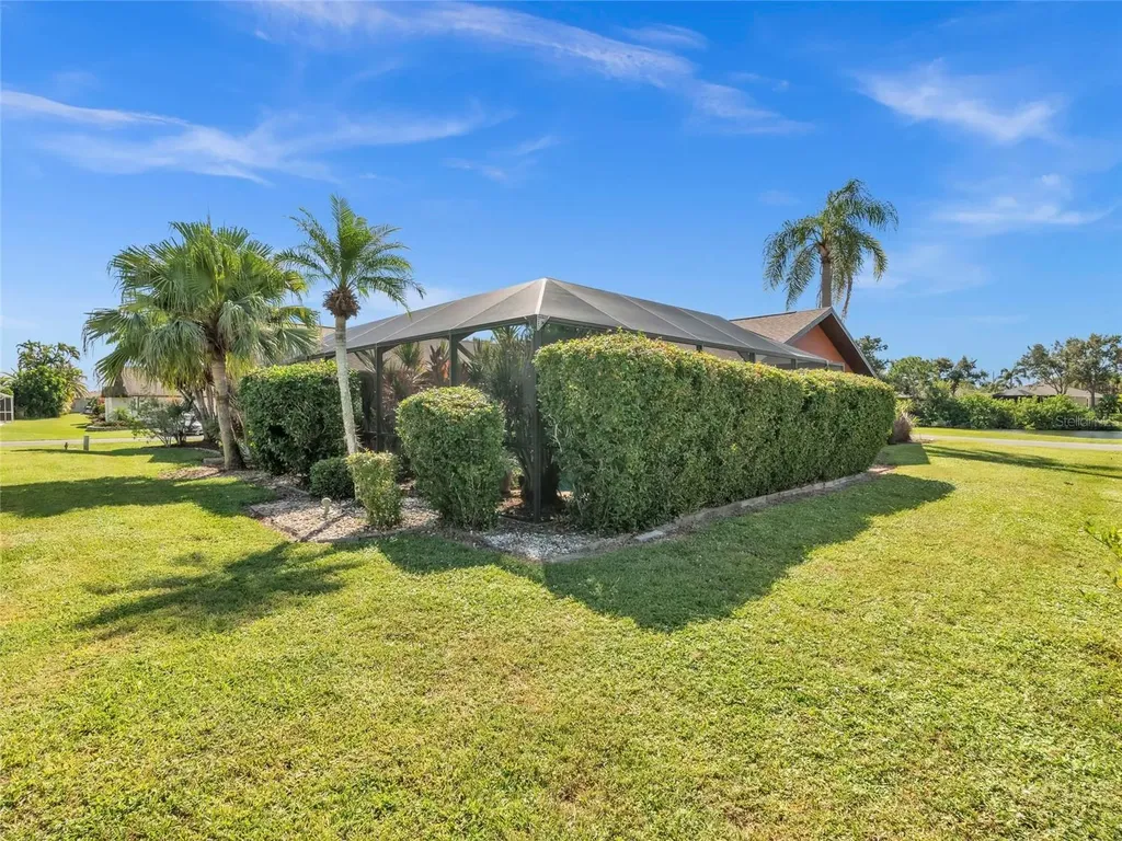 5892 Lincoln Road Venice FL 34293