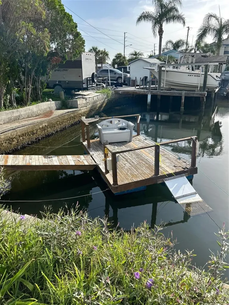 13725 Plumosa Avenue Hudson FL 34667