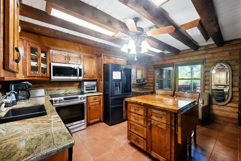 1550 Bayshore Drive Englewood FL 34223