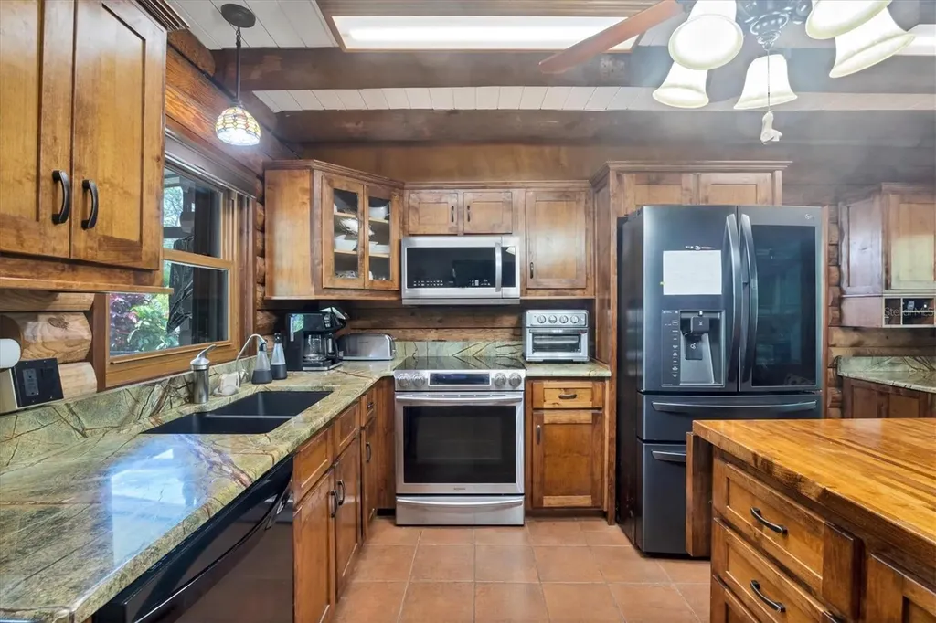 1550 Bayshore Drive Englewood FL 34223