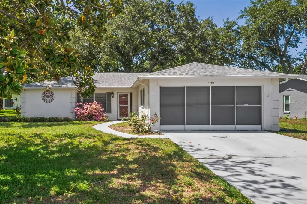 8405 Divot Way Port Richey FL 34668