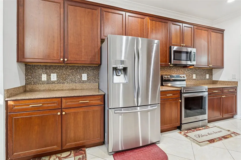 6932 Gray Catbird Loop Wesley Chapel FL 33545