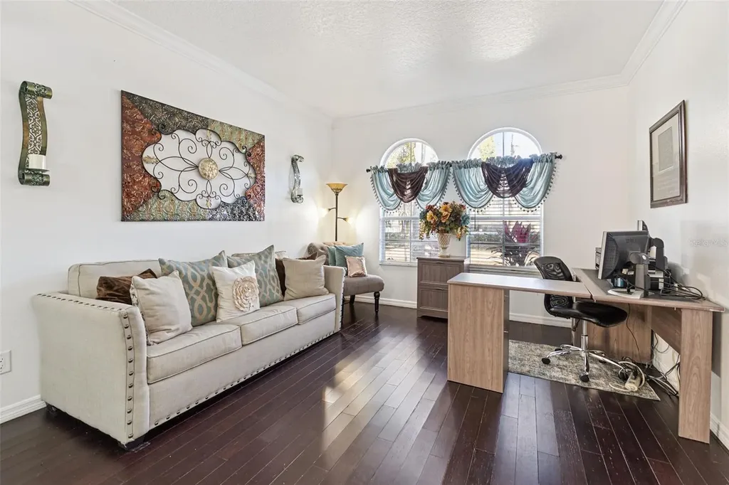 6932 Gray Catbird Loop Wesley Chapel FL 33545